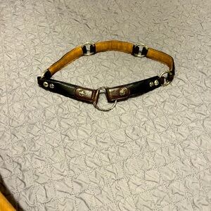 Brighten to toned snap belt